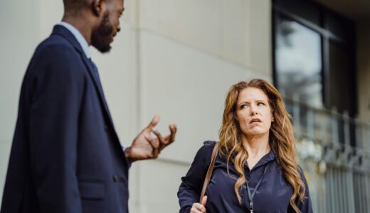 初対面の印象はいいのに嫌われるのはなぜ？徐々に嫌われてしまう人の特徴や性格を解説！